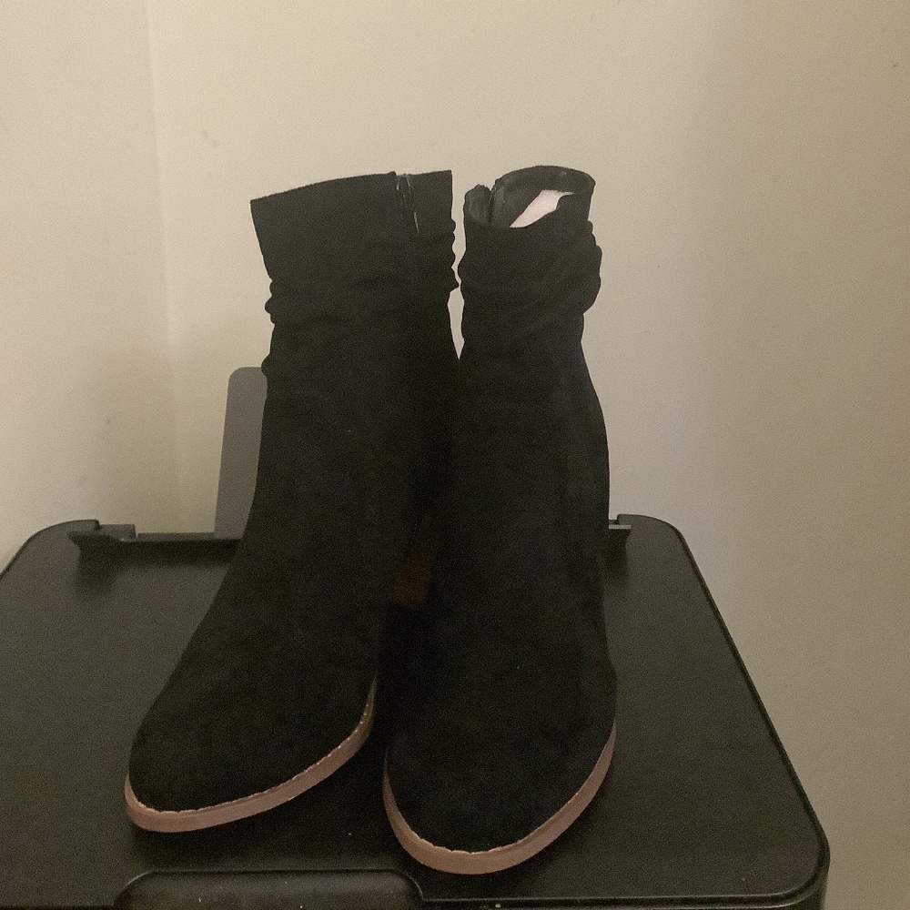 Block heel Zip up Ankle boots